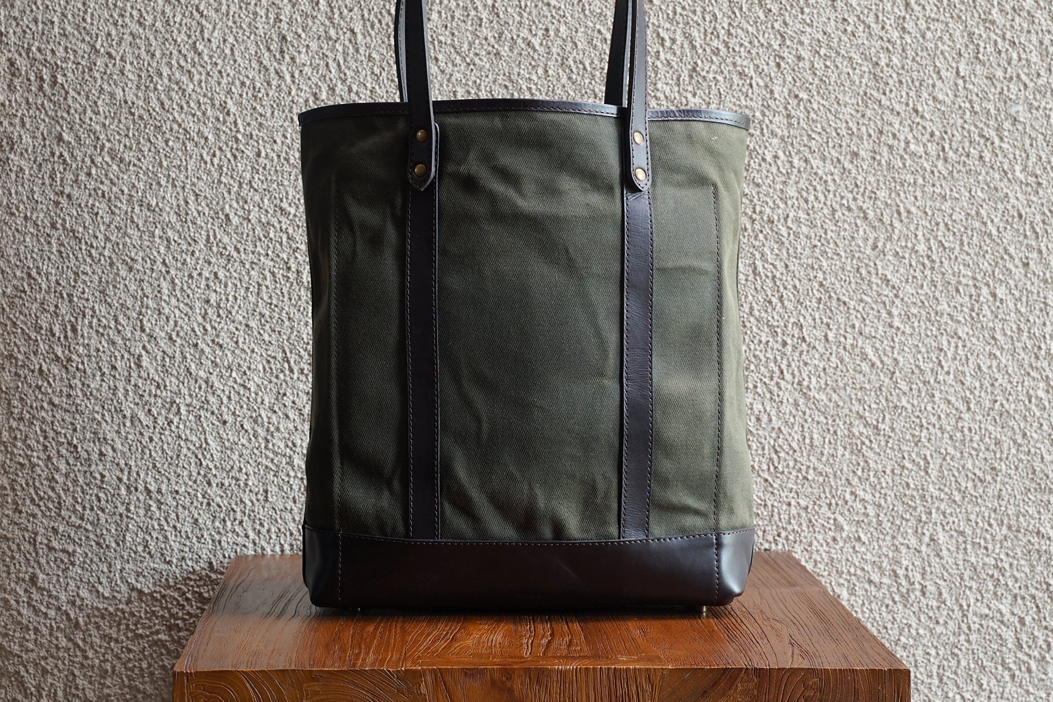 Slim Tote/Olive - Waxed Twill - 2 Weeks Preorder